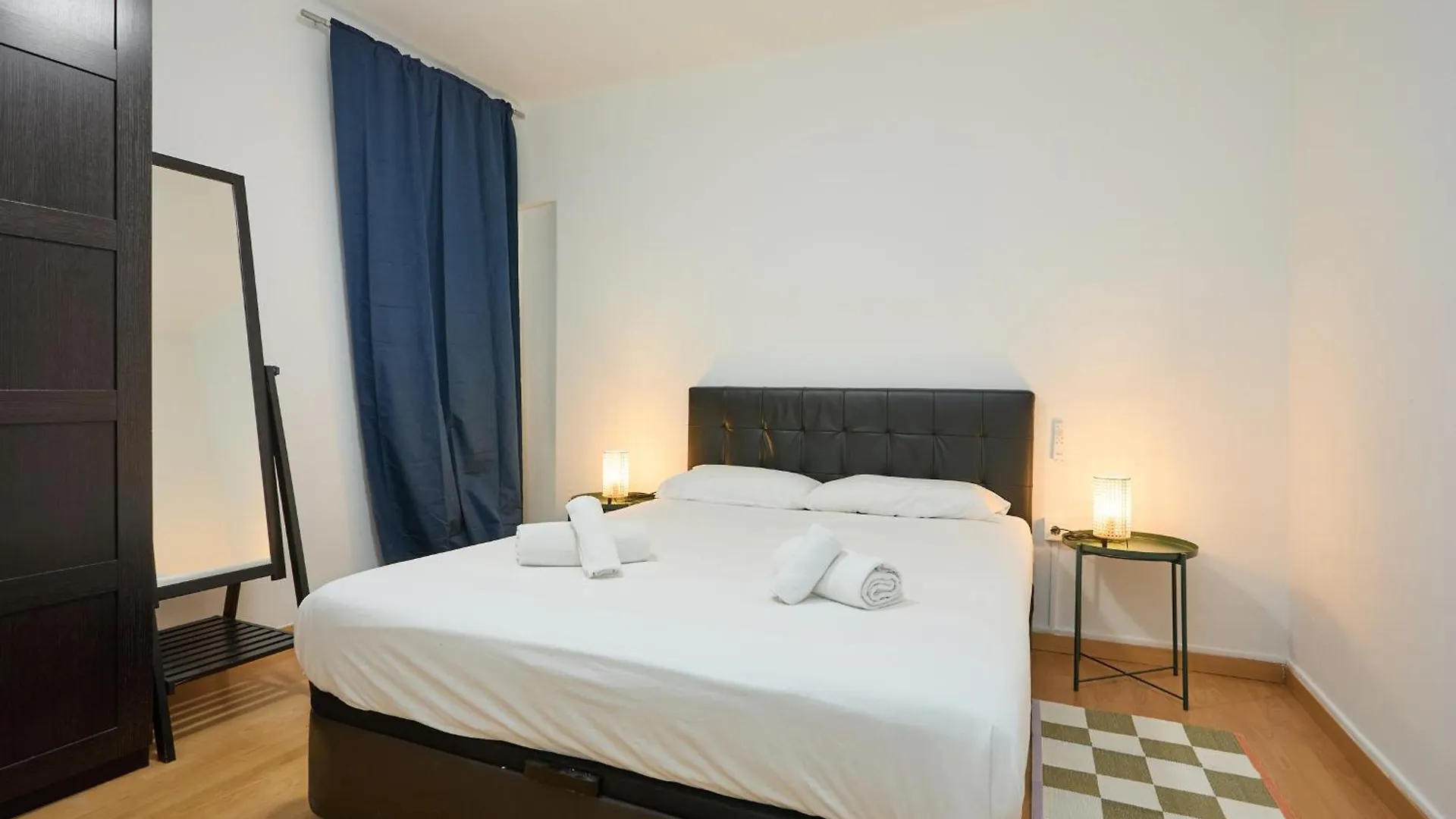 Park Guell Apartment Barcelona 0*,  Spain